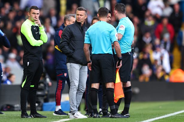 Cómo se benefició el Arsenal de la espera del VAR, en medio del drama de la tarjeta roja y la admisión de Jesse Marsch