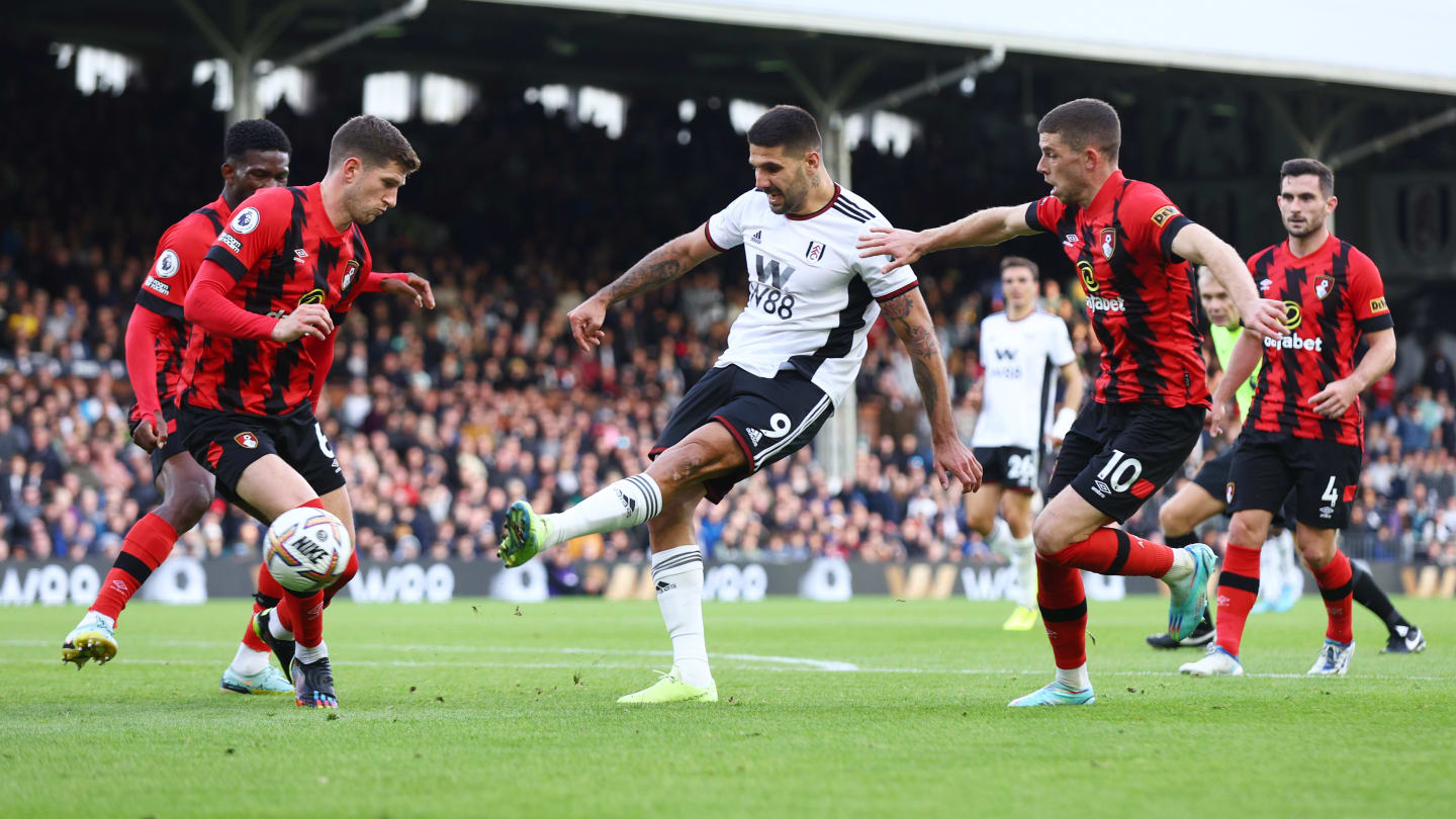 Fulham viene de atrás dos veces para salvar el empate
