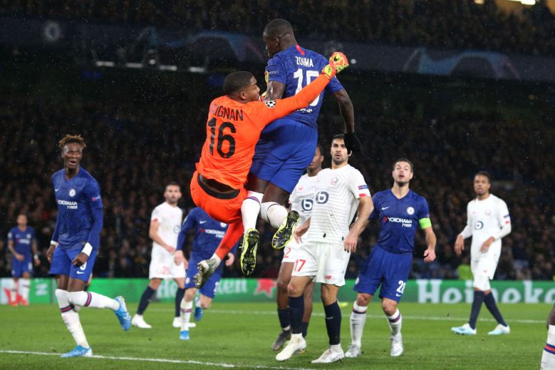 El Manchester United entra en la carrera por fichar al portero del AC Milan Mike Maignan