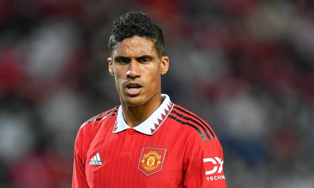 Erik ten Hag proporciona información actualizada sobre la lesión de Raphael Varane