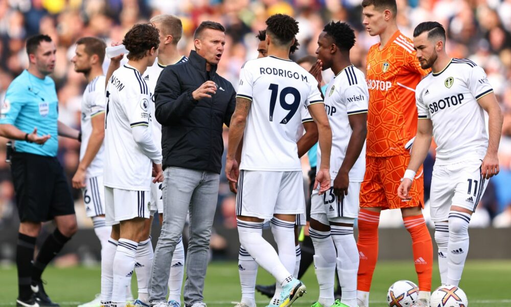 Leeds-Arsenal pausado temporalmente por problemas técnicos