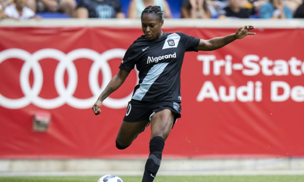 NJ/NY Gotham FC firma a Taylor Smith para extensión de contrato