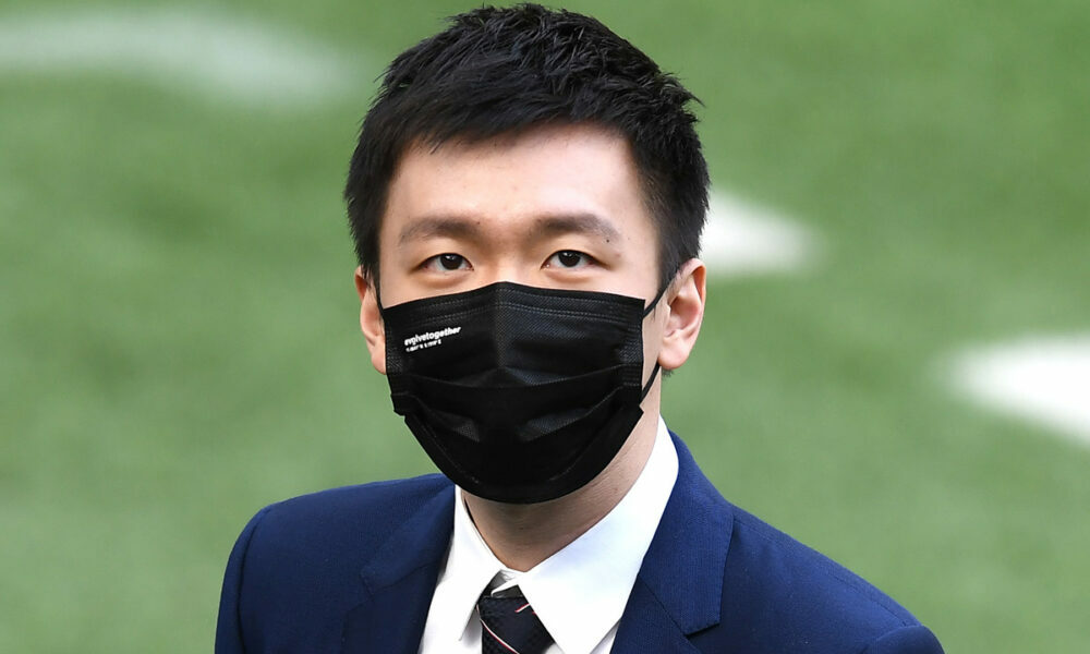 el primer movimiento del club