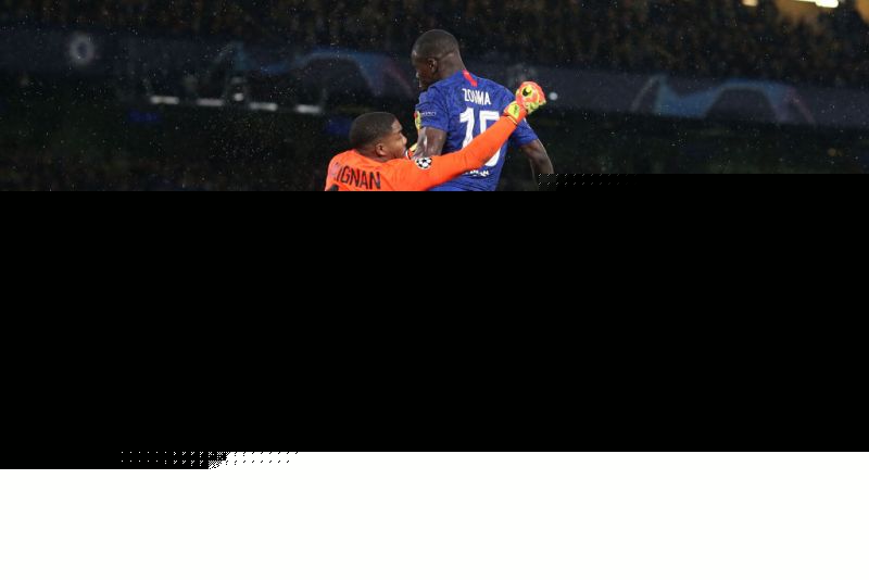 Manchester United enter the race to sign AC Milan star