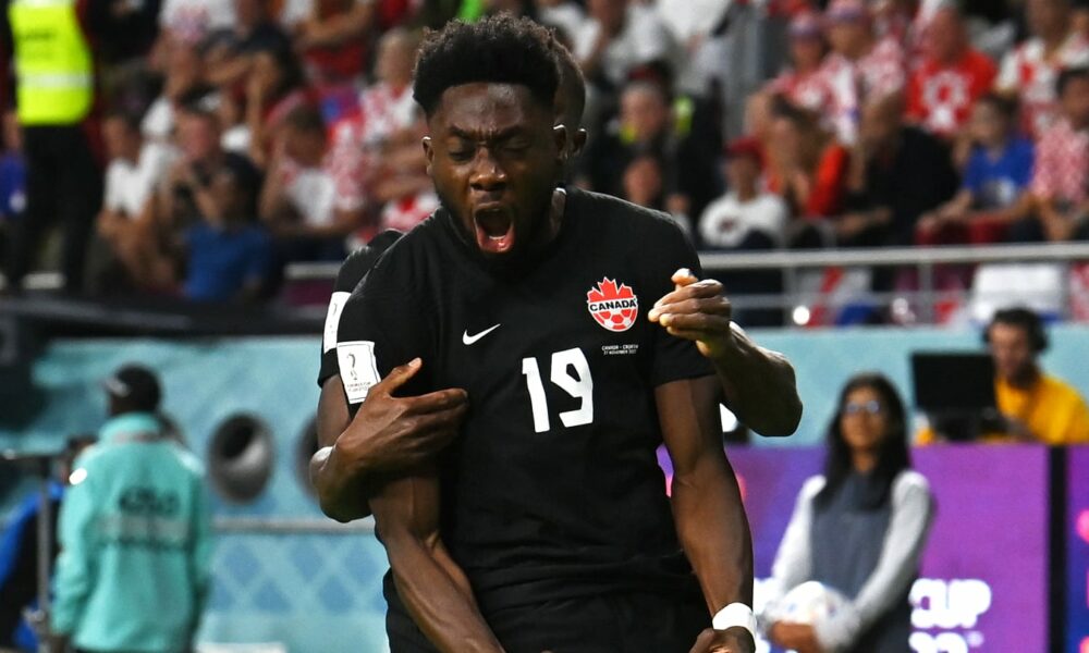 Alphonso Davies marca el primer gol de Canadá en la Copa del Mundo masculina