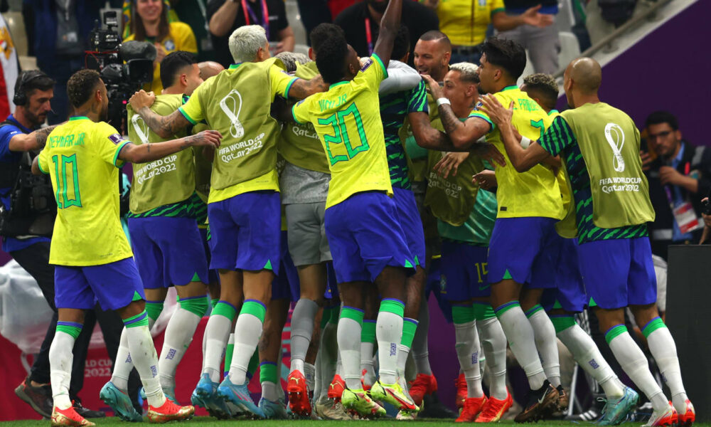 Richarlison sella dos veces la victoria inicial