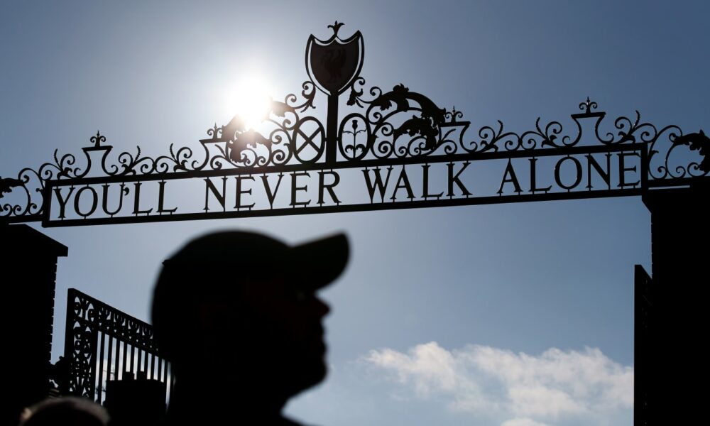 El Liverpool mantiene conversaciones con consorcios de Oriente Medio sobre su posible adquisición
