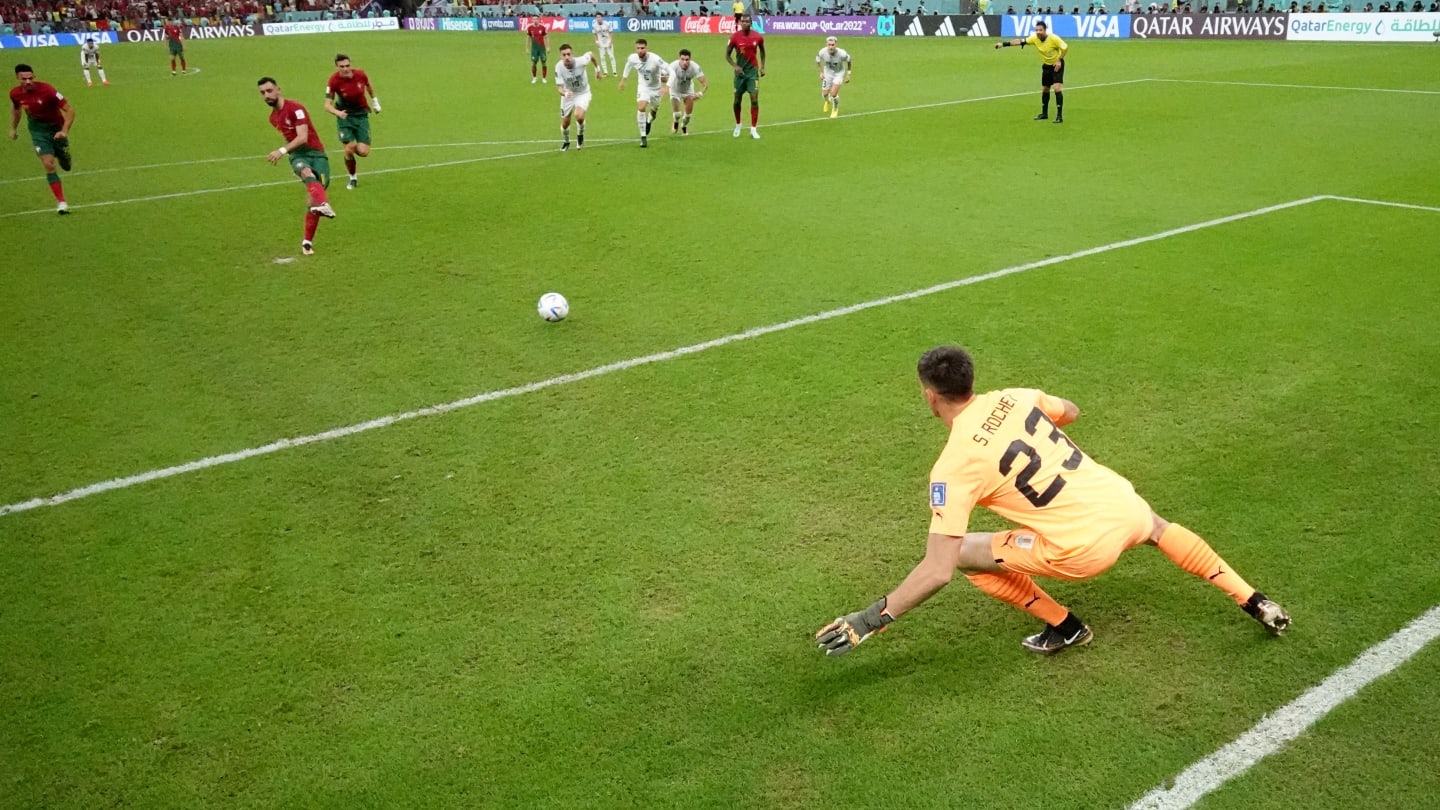 ¿Por qué se concedió a Portugal un penalti por mano contra Uruguay?