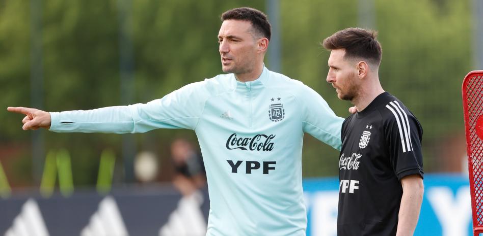 El técnico argentino Lionel Scaloni responde preguntas sobre la deportividad