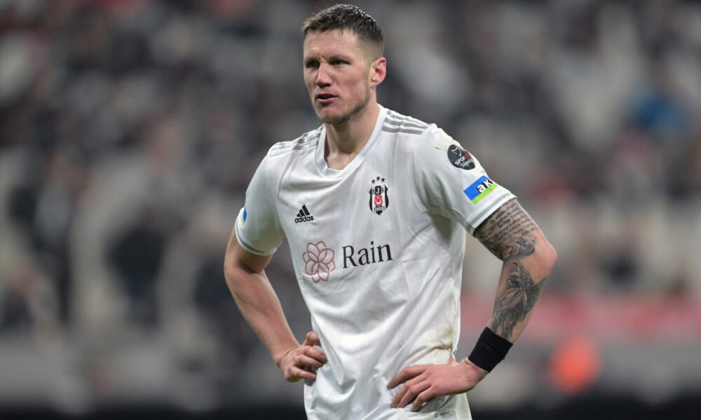 Besiktas confirma cuánto pagó Manchester United para fichar a Wout Weghorst