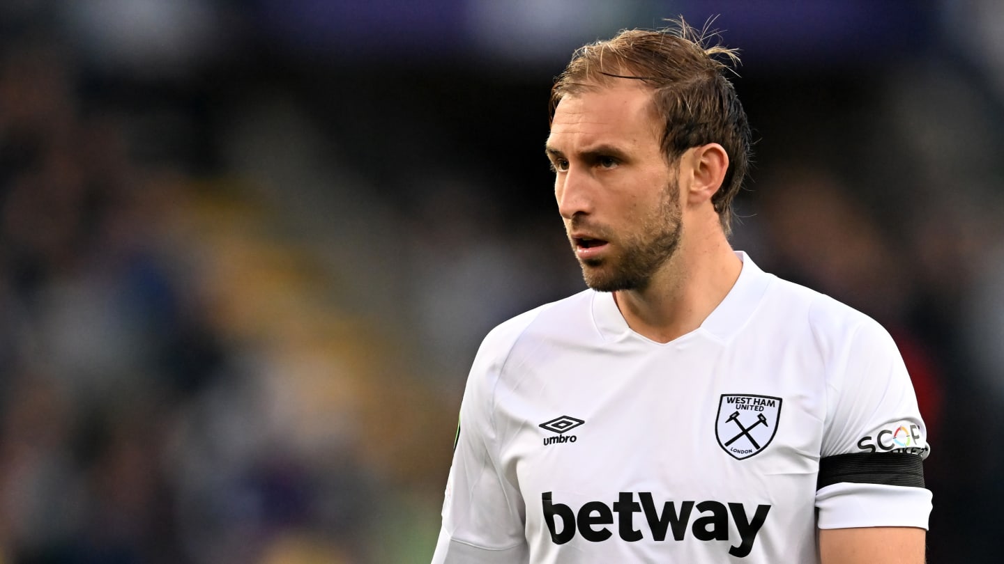 Los Wolves completan el fichaje de Craig Dawson del West Ham