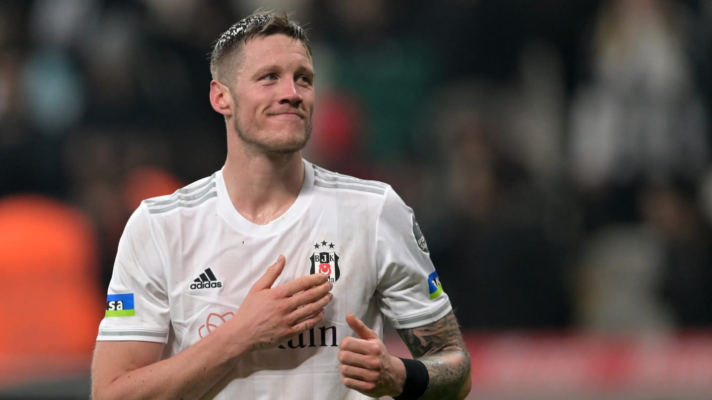 Wout Weghorst se someterá al reconocimiento médico del Manchester United