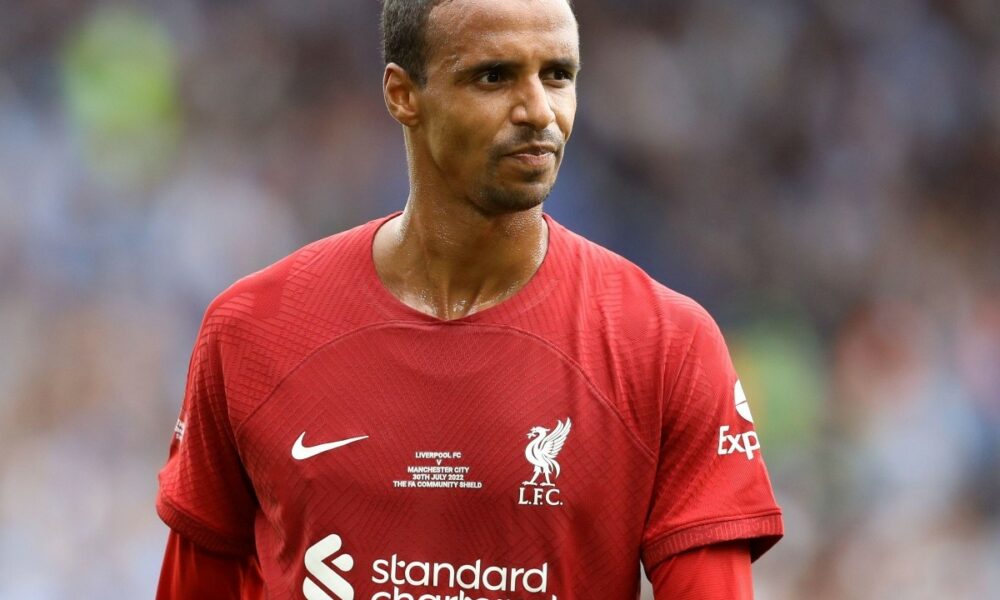 Danny Murphy dice que el club debería dejar de ser defensor