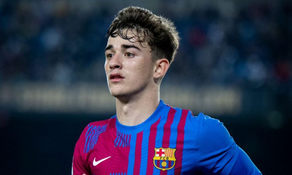 Xavi y Gavi sancionados por el Valencia