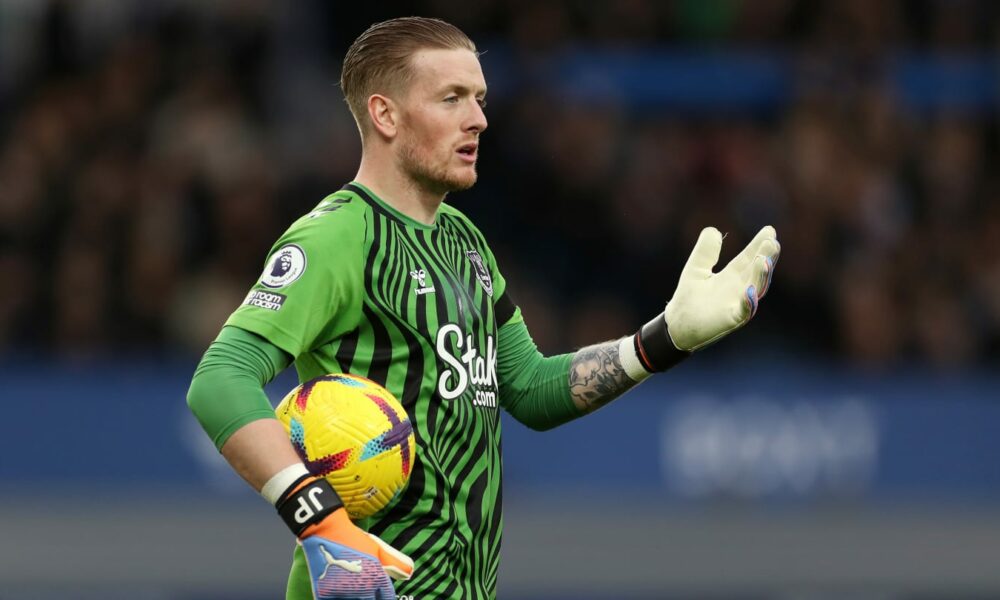 Jordan Pickford firma nuevo contrato con el Everton