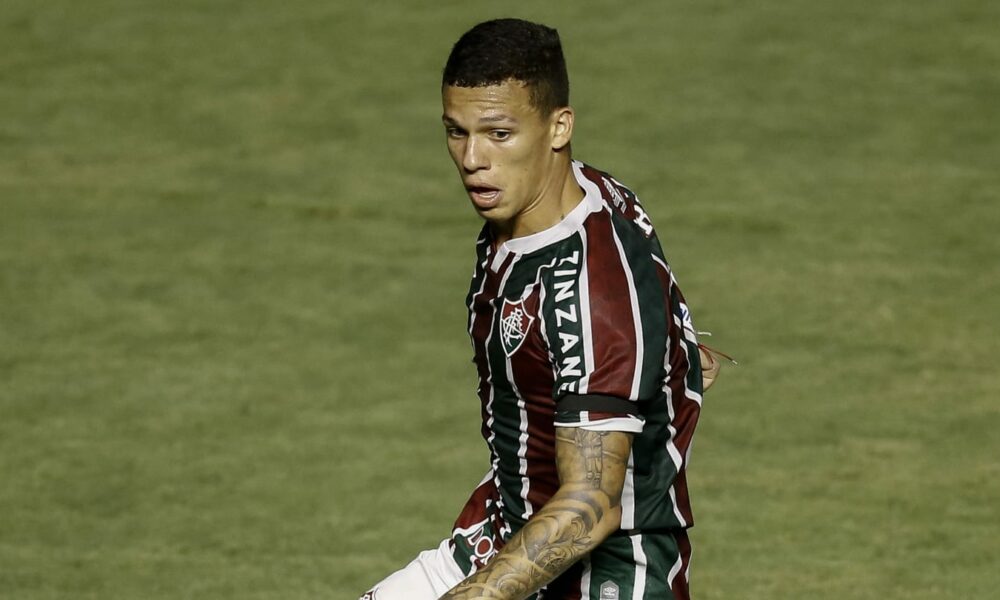 LA Galaxy ficha al lateral derecho Lucas Calegari en sustitución de Julián Araujo