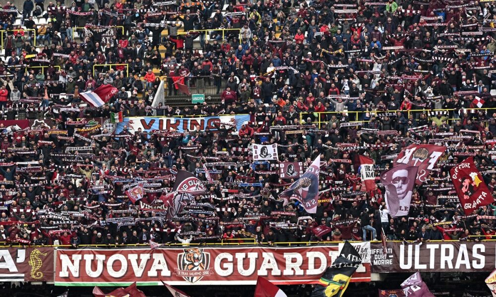 Napoli-Salernitana, ¿prohibición de viajar para los fanáticos de las granadas? La hipótesis
