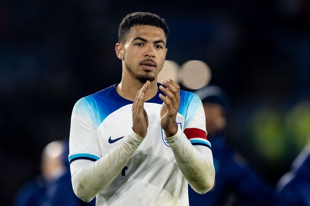 Lo que Levi Colwill puede aprender de Thiago Silva, cuando la estrella del Chelsea se enfrenta a una importante decisión de contrato