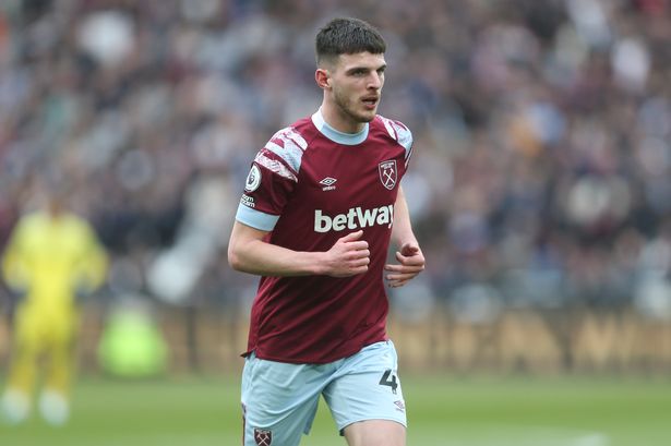 El Arsenal ya tiene un reemplazo a largo plazo de Granit Xhaka en medio de la decisión de transferencia de Edu Declan Rice