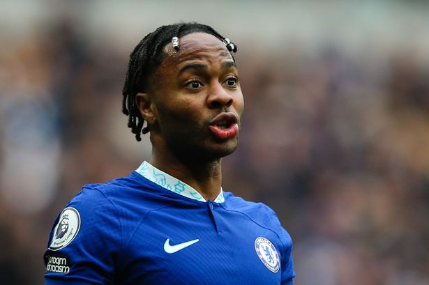 El representante de Raheem Sterling cierra los enlaces de transferencia del Arsenal, en medio de la actualización futura del Chelsea