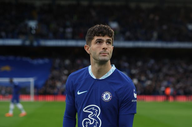 Manchester United se inclinó para completar cinco transferencias para sellar el movimiento de Chelsea de £ 37m