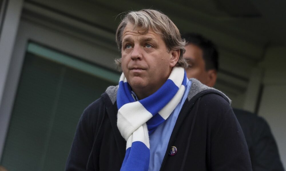 Chelsea vence a Newcastle para fichar al joven internacional de Jamaica