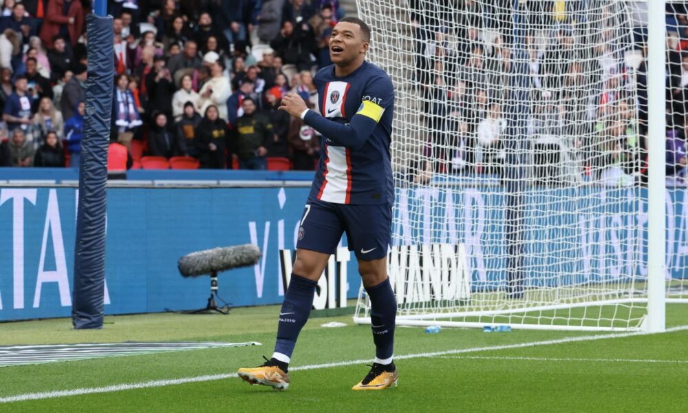 Didier Deschamps minimiza los informes de que Kylian Mbappe será nombrado capitán de Francia