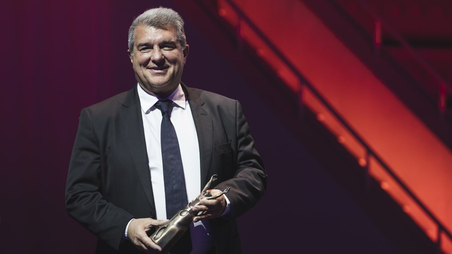 El Barcelona apela a la RFEF para reclamar el título de liga de 1937