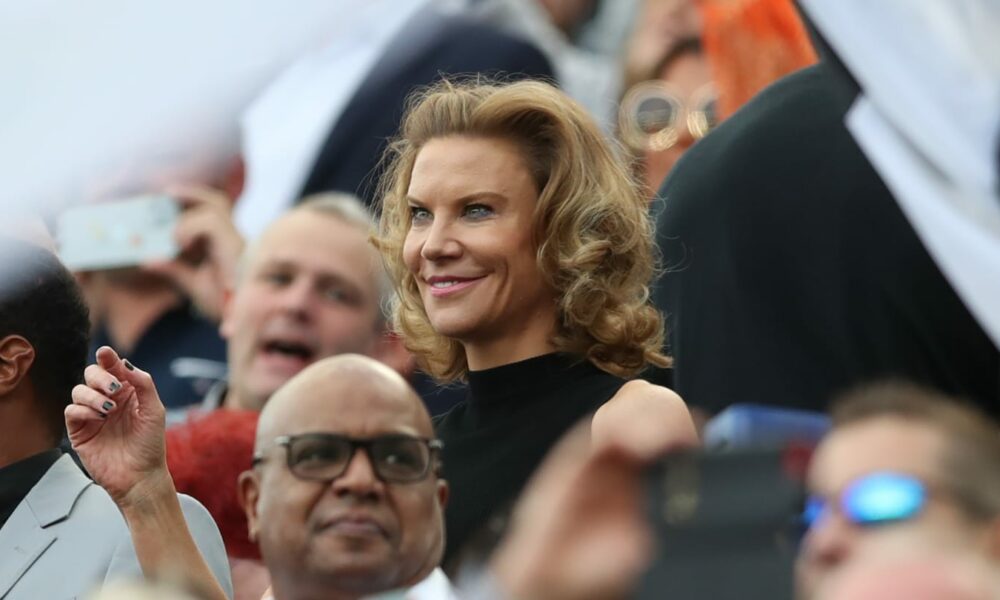 El copropietario del Newcastle confirma la búsqueda de varios clubes