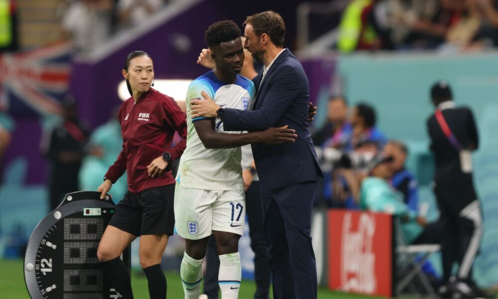 Gareth Southgate sobre cómo Bukayo Saka ha mejorado esta temporada