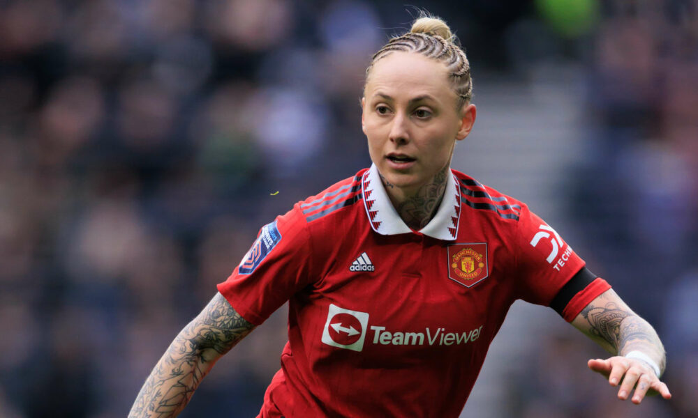 Leah Galton hace su aparición número 100 en Manchester United