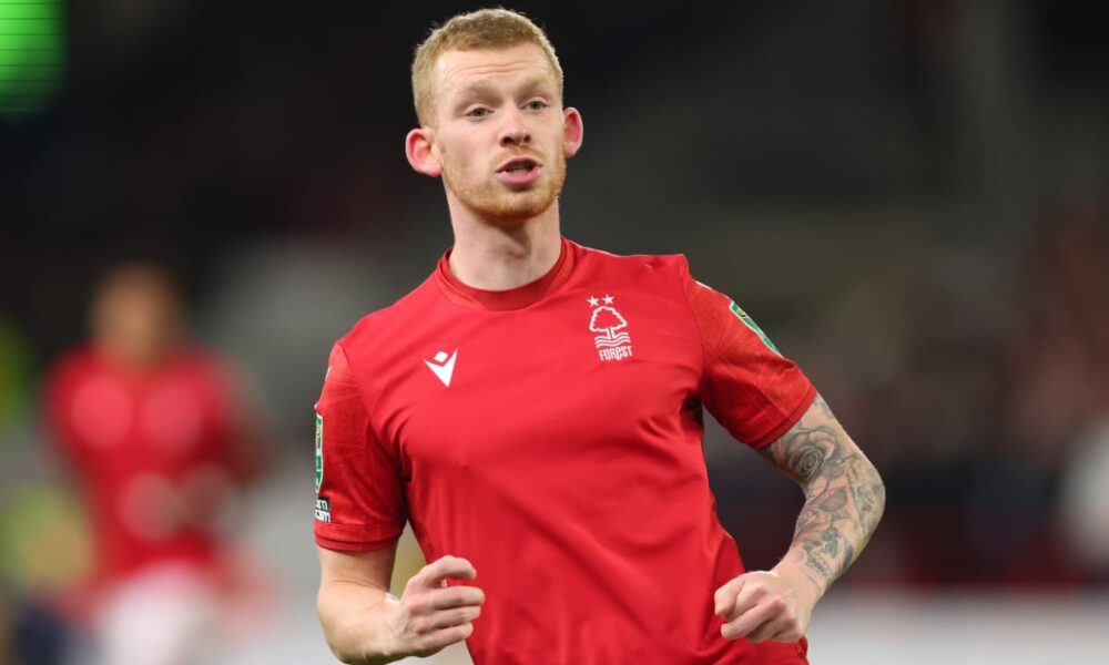 Lewis O’Brien, centrocampista del Nottingham Forest, llega cedido al DC United