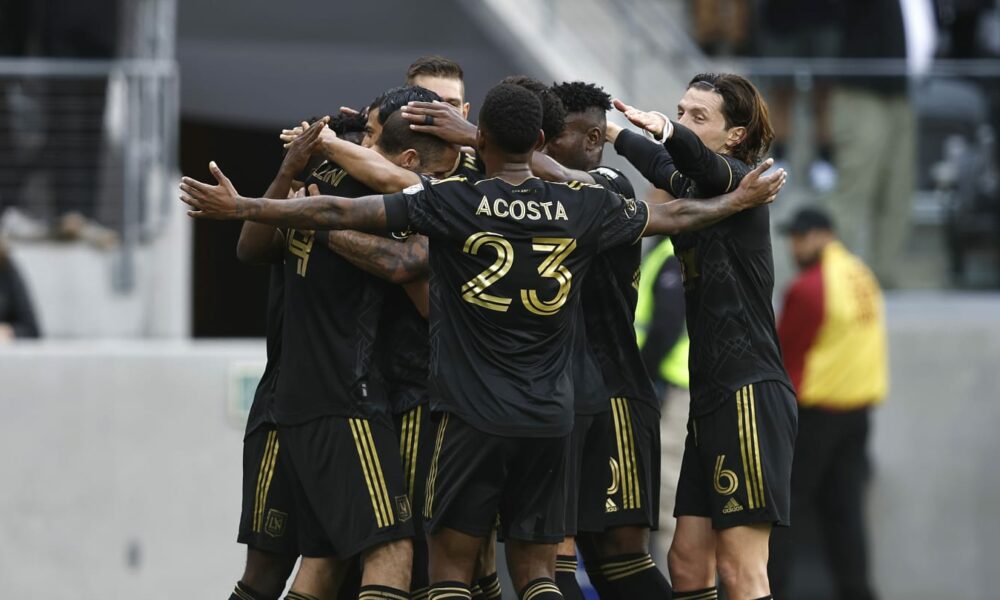 St. Louis hace historia, LA Galaxy cae