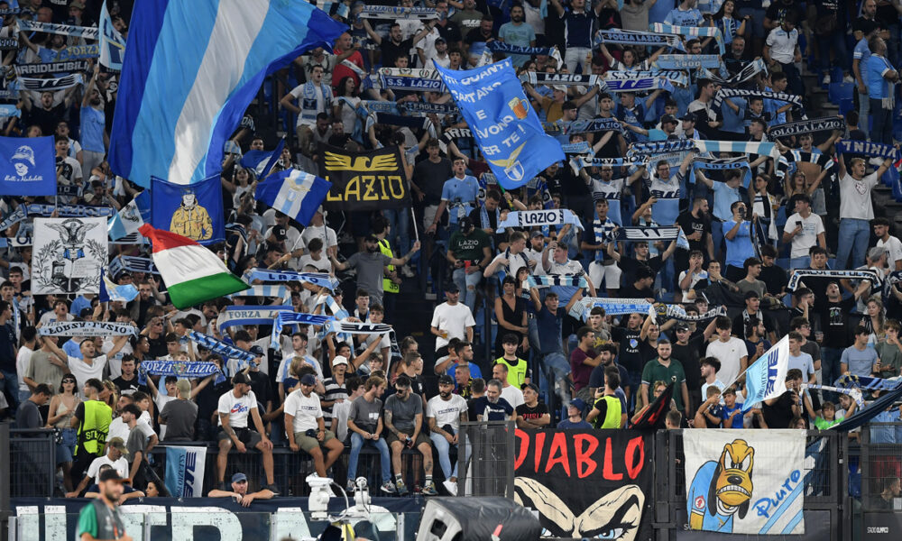 Lazio, la curva seguirá abierta para el partido contra la Juve