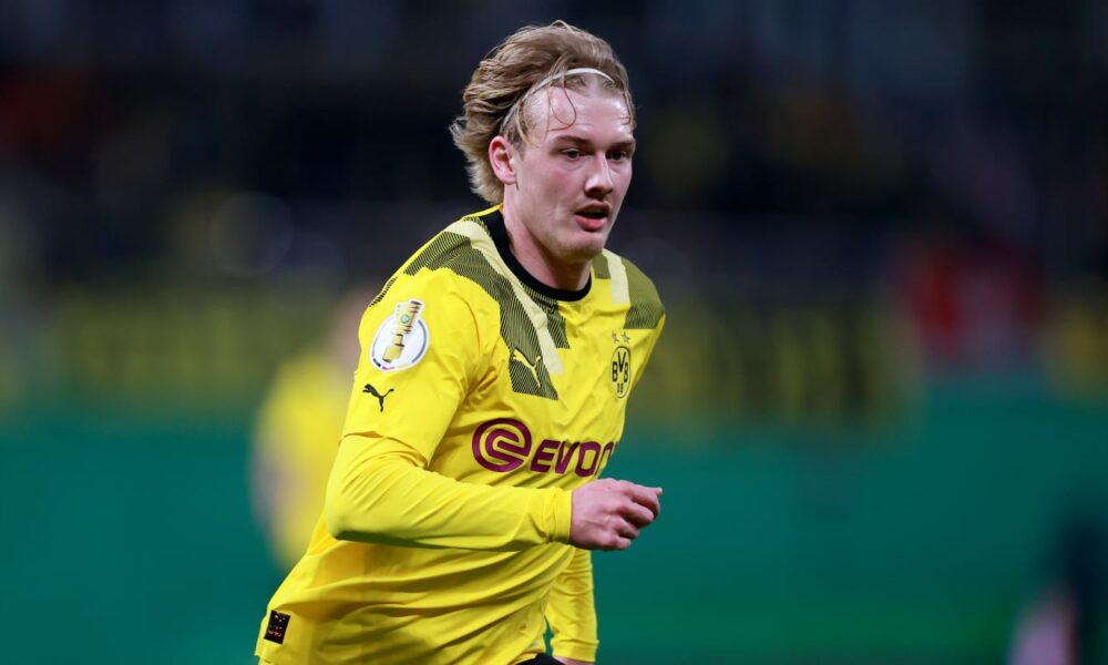 Julian Brandt rechaza el interés de la Premier League por firmar un nuevo contrato con el Borussia Dortmund