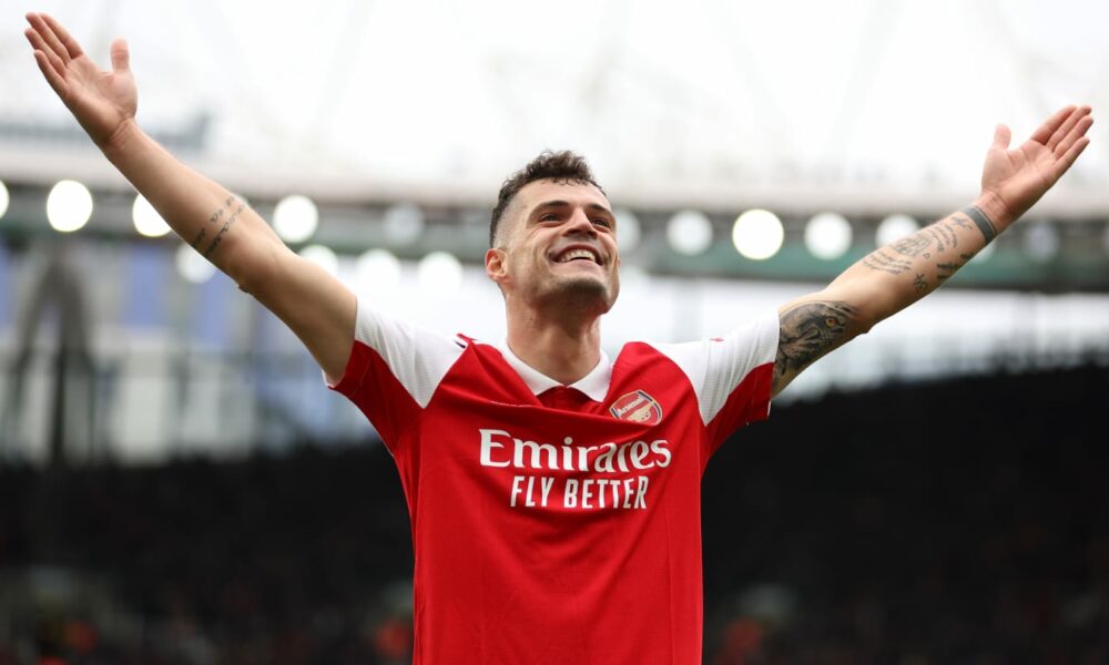 La supercomputadora predice la tabla final de la Premier League, mientras Arsenal y Manchester City obtienen victorias