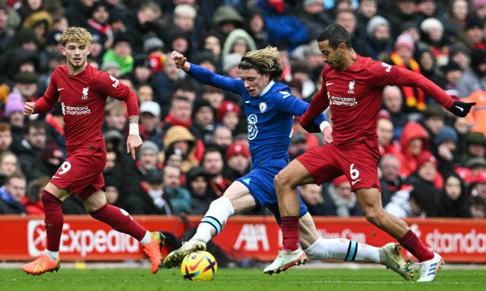 ¿Por qué hay partidos de la Premier League entre semana?